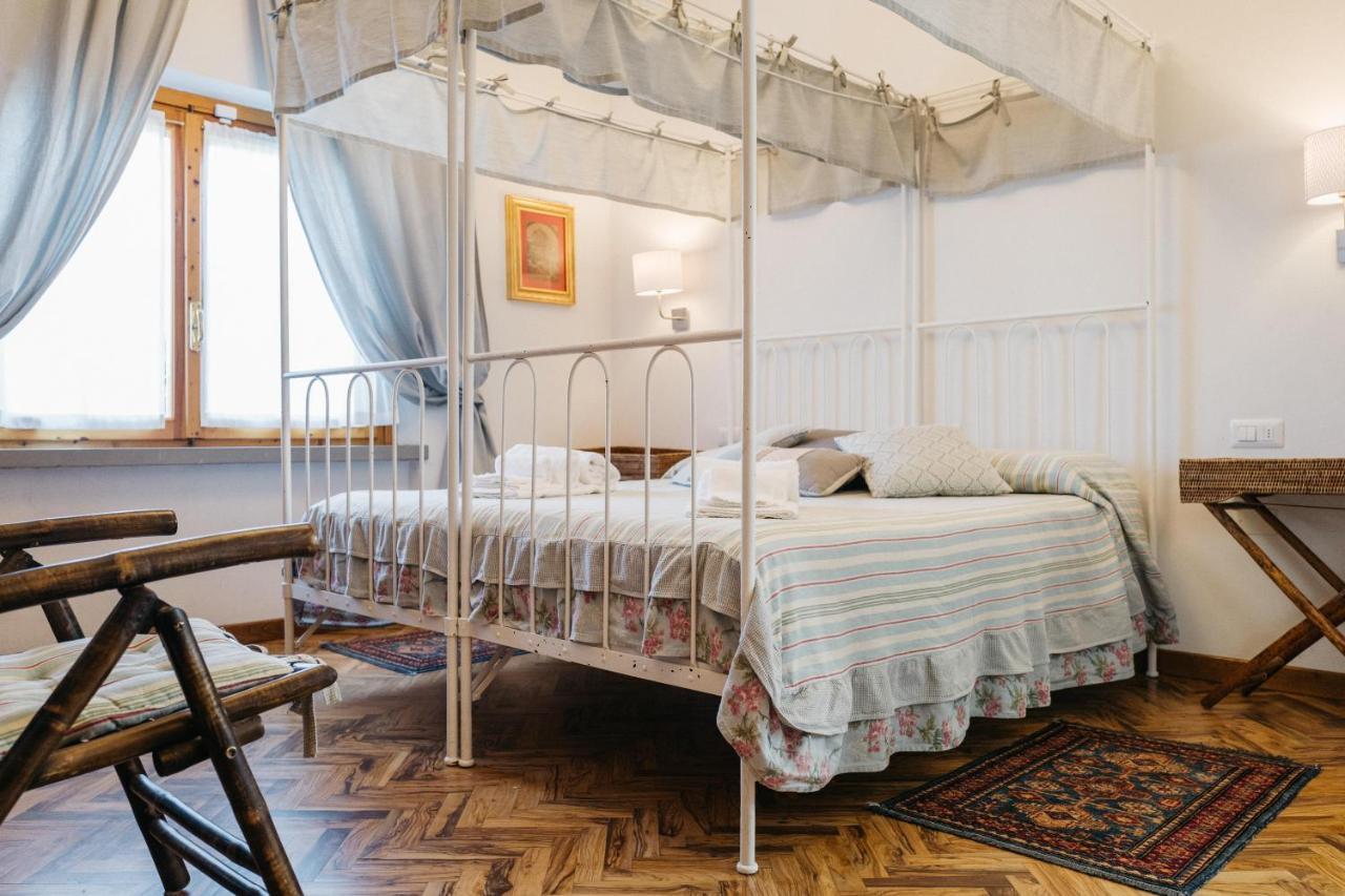 Casa Montecuccoli * Montelupo Fiorentino